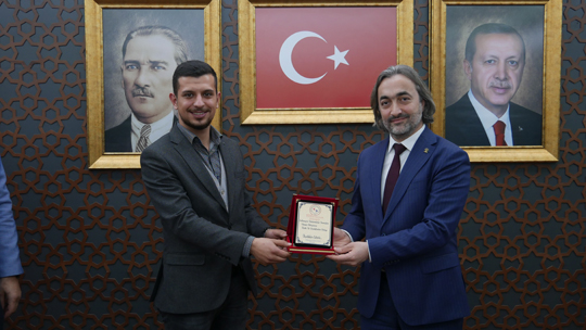 SULTANGAZİ TRABZONLULAR DERNEĞİ' NDEN SİYASİ PARTİLERE  ZİYARET