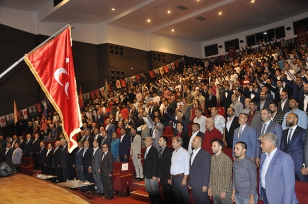 “Ülküde ve Ülkede Birlik” Programında Sanatçı Alperen Kekilli Sahne Aldı