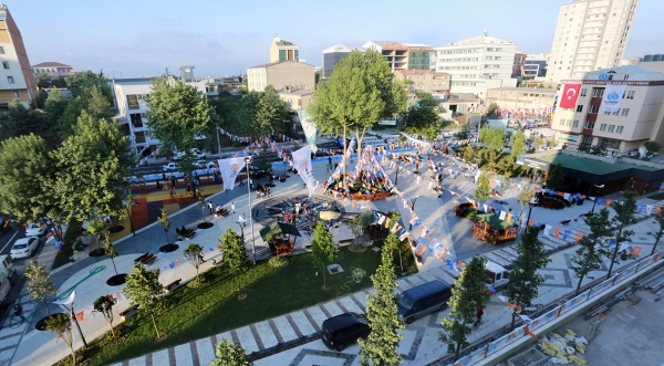 Eski Habibler’de Ek Hizmet Binası ve Meydan Hizmete Açıldı