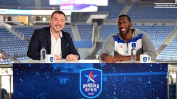 ’Dunston Blokları’ Artık Sinan Erdem Spor Salonu’Nda
