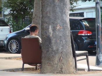 (Güncellendi) Taksim’De Değnekçilik Yapan Bir Şahıs Yakalandı
