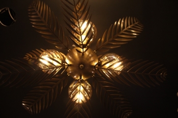 (Özel) Türkiye’Nin İlk Kadın Aydınlatma Tasarımcısından Korona Virüsüne İnat İndirim
