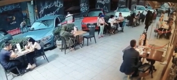 (Özel) Ünlü Baklavacıda Çanta Hırsızlığı Kamerada
