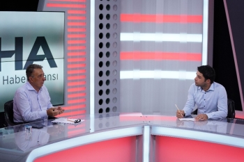 (Özel Haber) Ahmet Nur Çebi: “Arkamdan Toplantı Yapmayın, Aday Olun!”
