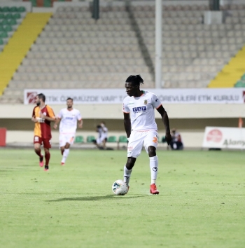 (Özel Haber) Fabrice N’Sakala: "Şampiyonlar Ligi’Ni Özledim"
