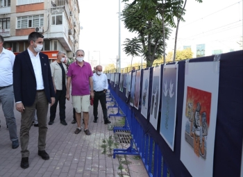 1 Eylül Dünya Barış Günü, Kartal’Da Karikatür Sergisi İle Kutlandı
