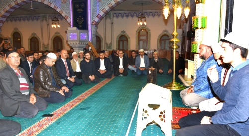 Ak Gençlik Şehitleri Unutmuyor