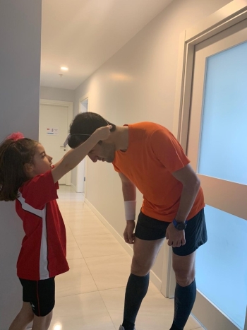 Aksa Akrilik Cfo’Sundan Evde Maraton Denemesi
