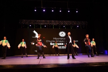 Anadolu Ateşi Atatürk İçin Sahne Aldı
