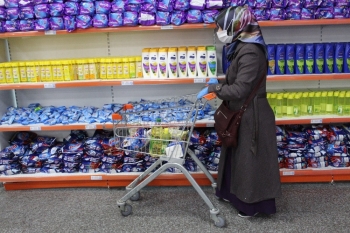 Arnavutköy’De Ramazan Dolayısıyla İhtiyaç Sahiplerine Erzak Yardımı
