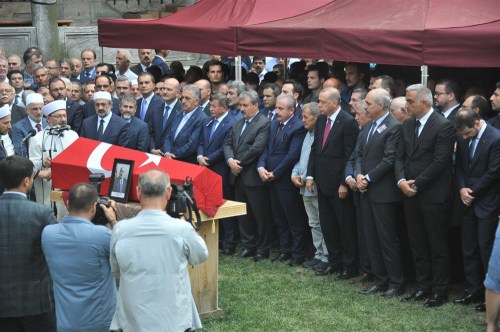 BAKAN YARDIMCISI PROF. DR. A. HALUK DURSUN SON YOLCULUĞUNA UĞURLANDI