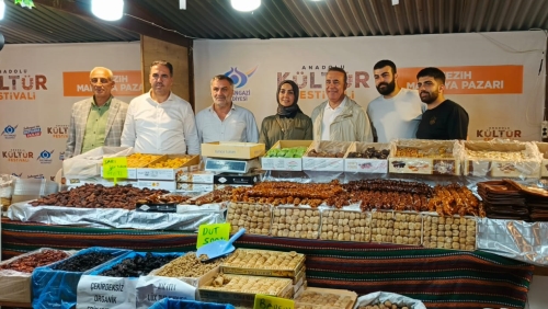 Başkan Dursun, Malatya Yöresel Ürün Günlerinde Vatandaşlarla Buluştu