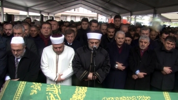 Başkan Göksu’Nun Annesi Son Yolculuğuna Uğurlandı
