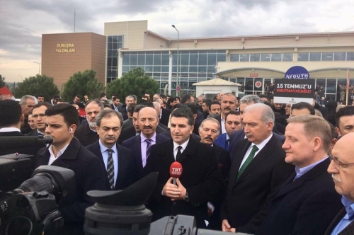 Başkan Uysal, "Haklı Olanın Başının Dik Durması Gerekiyor" 