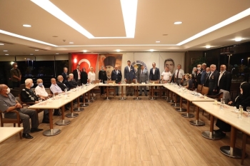 Başkan Yüksel, Şehit Ve Gazi Aileleriyle Akşam Yemeğinde Bir Araya Geldi

