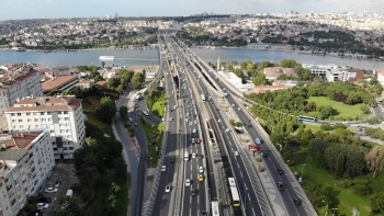 Bayram Sonrası İlk Mesai Gününde Trafik Yoğunluğu
