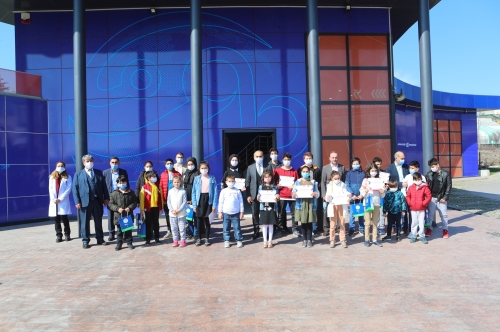 BİLİŞİM AKADEMİSİ İLK MEZUNLARINI VERDİ