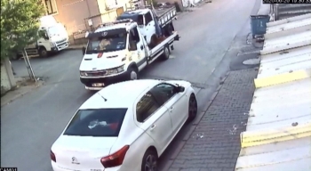 Çekicili Hırsızlar Yakalandı. Otomobilleri Çekiciye Yükleyip İşte Böyle Çalmışlar
