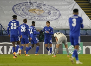 Cengiz Ünder Attı, Leicester Evinde Aek’Yı Mağlup Etti
