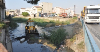 CHP’li Meclis Üyeleri İSKİ’yi ve İBB’yi  Görev Yapmaya Çağırdı.