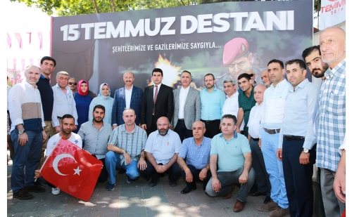 Demokrasi ve Şehitler Sergisi Açıldı