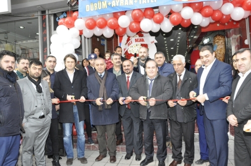 Dilos Dönerin Açılışını Gürsel Tekin Yaptı