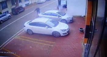 Esenyurt’Ta Genç Kız Rezidansın 18’Nci Katından Atladı
