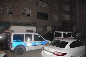 Eşiyle Boşanma Aşamasında Olan Koca İntihar Etti
