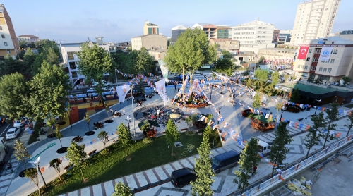 Eski Habibler’de Ek Hizmet Binası ve Meydan Hizmete Açıldı