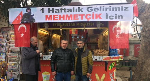 Eyüpsultanlı esnaftan Mehmetçiklerimize destek