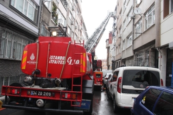 Fatih’Te Yalnız Yaşayan Yaşlı Kadın Yangında Can Verdi
