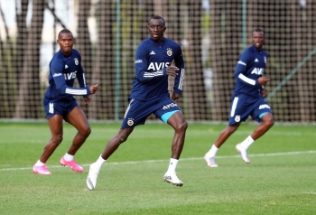 Fenerbahçe, Gençlerbirliği Maçının Hazırlıklarını Sürdürdü
