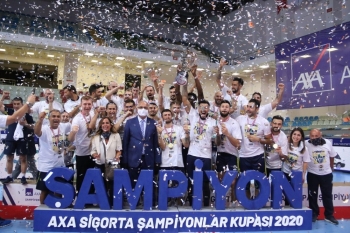Fenerbahçe Hdı Sigorta Şampiyonlar Kupasının Sahibi Oldu
