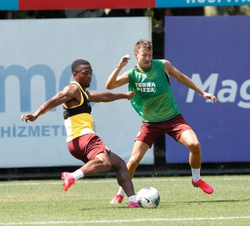 Galatasaray, Antalyaspor Hazırlıklarını Sürdürdü
