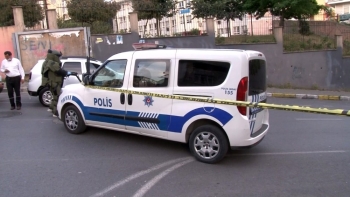 Gaziosmanpaşa’Da Okul Önüne Bırakılan Şüpheli Çanta Paniğe Neden Oldu
