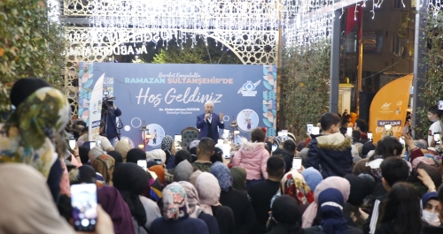 Hatipoğlu’ndan Sultangazi’de Gönüllere Dokunan Ramazan Sohbeti
