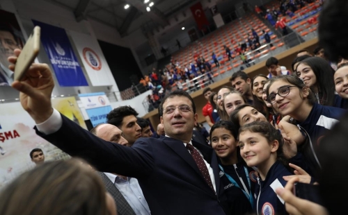 İMAMOĞLU: “SPORU, İSTANBUL ŞEHRİNİN BİR PARÇASI YAPACAĞIZ”