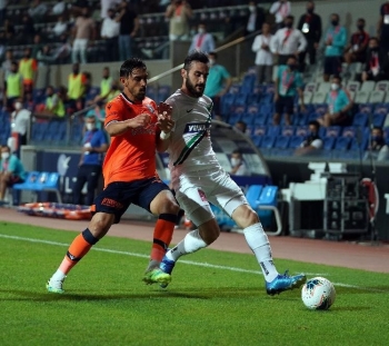 İrfan Can 5. Asistini Yaptı
