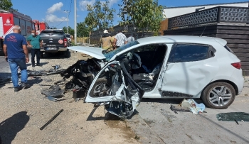 Kafa Kafaya Çarpıştılar: 3 Yaralı
