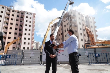 Kağıthane’De Riskli 288 Daire Kontrollü Şekilde Yıkıldı
