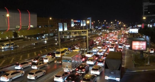 Kısıtlama Sonrası E-5 Karayolunda Hareketlilik