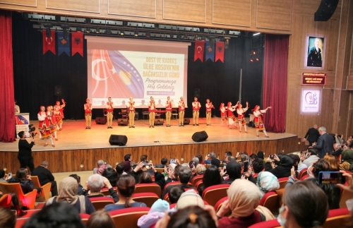 KOSOVA’NIN BAĞIMSIZLIĞININ 14. YILI KUTLANDI