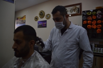 Kuaförlerin Bayram Mesaisi Devam Ediyor
