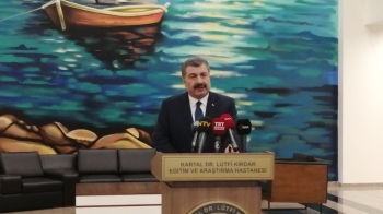 Sağlık Bakanı Koca: "Komşumuz İle Sınırlarımızı Geçici Olarak Kapatma Kararı Aldık"
