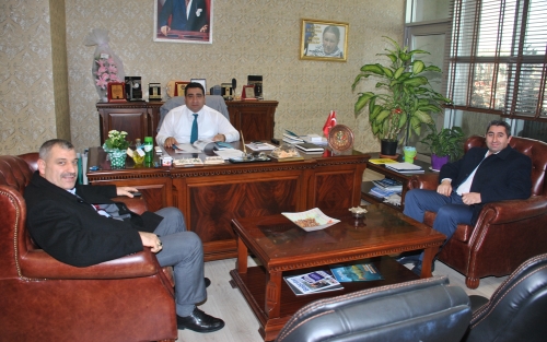 Şenkaya Federasyonu Milli Eğitim Müdürünü Ziyaret Etti