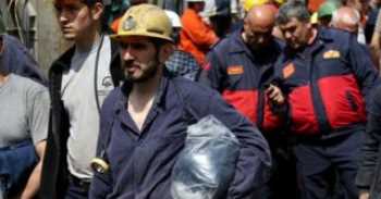 Soma maden işçilerine çifte maaş