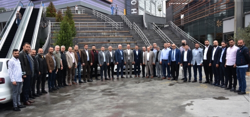 Sultangazi Belediye Başkanı Av. Abdurrahman Dursun, Sultangazispor yönetimini ağırladı