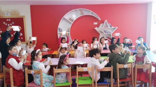 Sultangazi Belediyesi’nden çocuklara 23 Nisan hediyesi