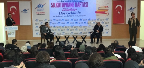 Sultangazi'de Kütüphane Haftası Başladı