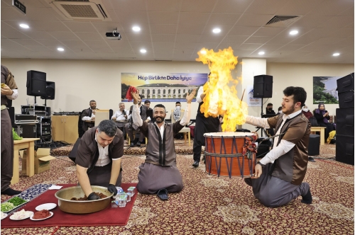 Sultangazi’de Muhteşem Sıra Gecesi